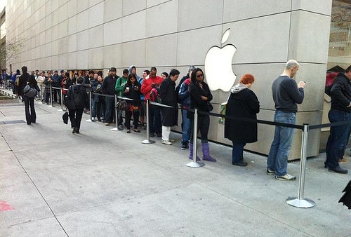 Apple Sold iPads in Record Numbers this Weekend!