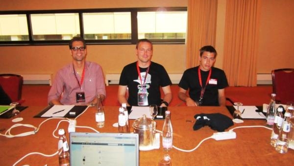 Meet The “Dream Team” That Made The iOS 5.1.1 Untethered Jailbreak Possible