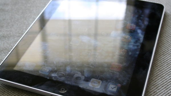 New Revolutionary Anti-Glare Glass Could be Coming to iPhone or iPad
