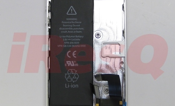 [Rumor] Photos Surface Of The iPhone 5 Battery In Its Rear Shell