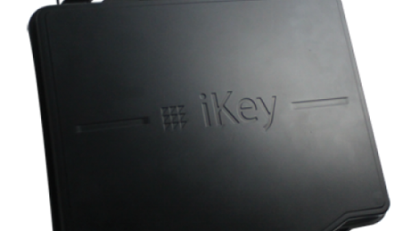 [Macworld/iWorld 2013] iKey StreetCase – Rugged iPad Case With Bluetooth Keyboard